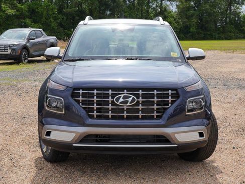New 2026 Hyundai Venue SEL FWD image 25