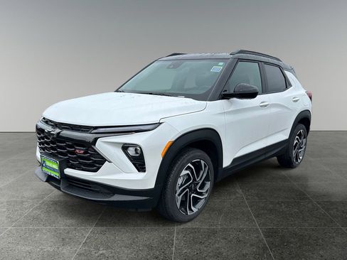 New 2025 Chevrolet TrailBlazer RS w/ Convenience Package image 3