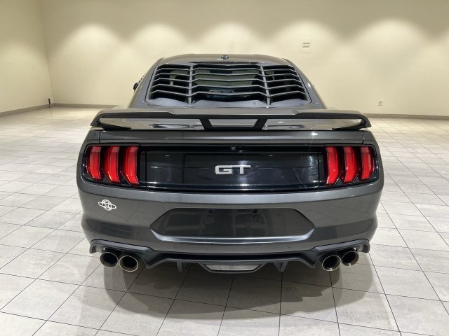 Used 2019 Ford Mustang GT RWD image 4