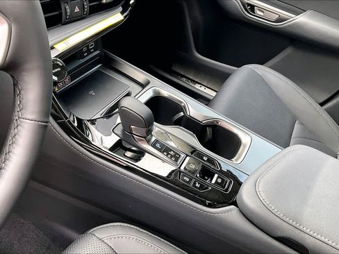 New 2026 Lexus NX 350h Luxury image 11