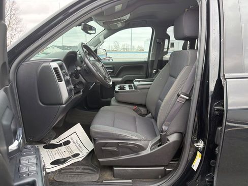 Used 2017 Chevrolet Silverado 1500 LT w/ LT Plus Package image 16