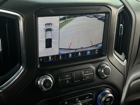 Used 2022 GMC Sierra 2500 AT4 w/ AT4 Preferred Package AWD/4WD image 20
