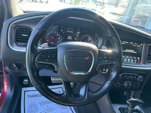 Used 2019 Dodge Charger R/T w/ Blacktop Package image 12