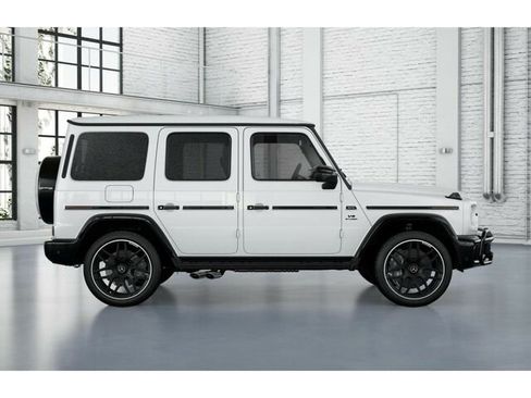 New 2026 Mercedes-Benz G 63 AMG 4MATIC image 3