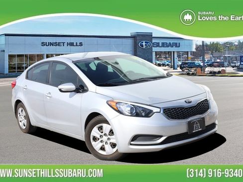 Used 2016 Kia Forte LX FWD image 1