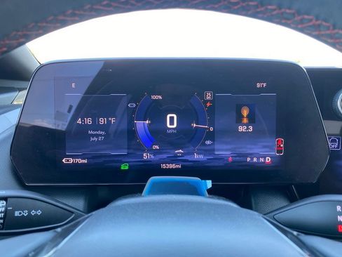 Used 2024 Chevrolet Equinox EV RS FWD image 30