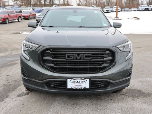 Used 2019 GMC Terrain SLT w/ Preferred Package image 2