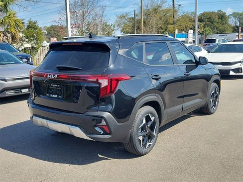 New 2026 Kia Seltos S image 6