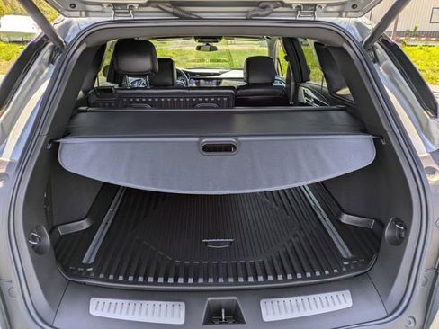 Used 2023 Cadillac XT5 Premium Luxury w/ LPO, Floor Liner Package AWD/4WD image 33
