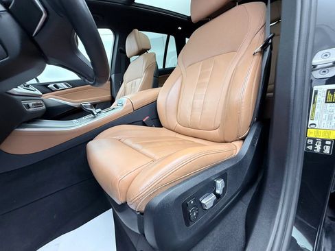 Used 2022 BMW X5 xDrive40i w/ M Sport Package AWD/4WD image 30