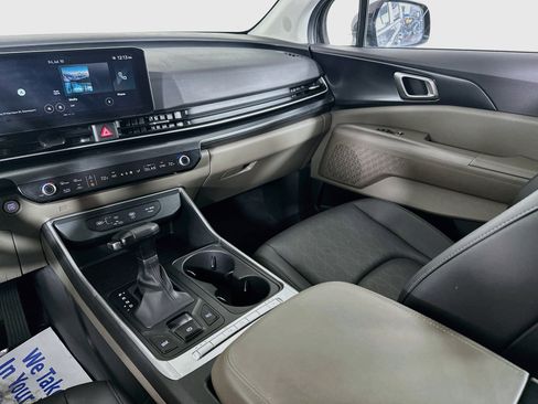 Certified 2026 Kia Carnival FWD image 22
