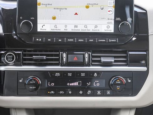 Certified 2024 Nissan Pathfinder SL w/ SL Premium Package image 11