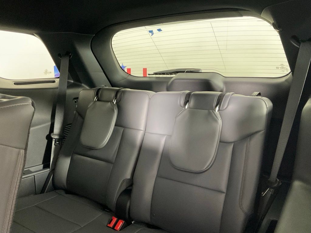 New 2027 Ford Explorer Active w/ Active Comfort Package RWD image 16