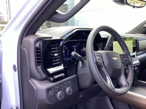New 2026 Chevrolet Silverado 2500 High Country w/ Technology Package AWD/4WD image 10