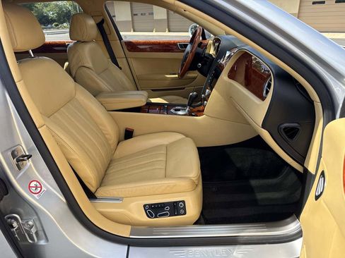 Used 2006 Bentley Flying Spur Flying Spur image 20