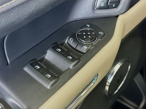 Used 2023 Ford Expedition Max Limited image 21