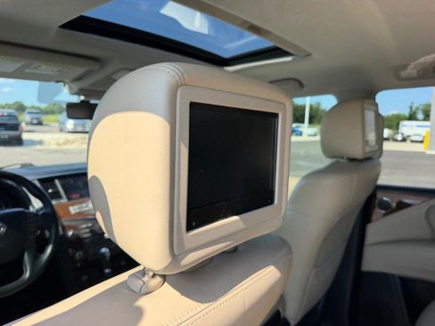 Used 2018 Nissan Armada Platinum w/ Captain Seat Package AWD/4WD image 12