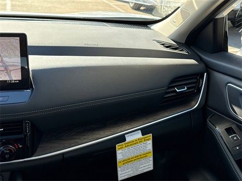 New 2026 Nissan Rogue Platinum w/ Tech Package image 17