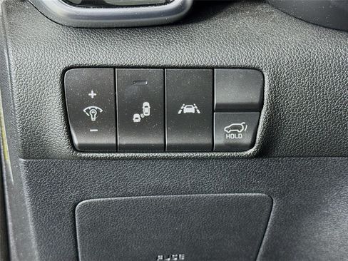 Used 2022 Kia Sportage EX w/ EX Technology Package FWD image 10