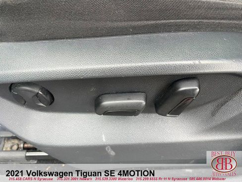 Used 2021 Volkswagen Tiguan SE image 14