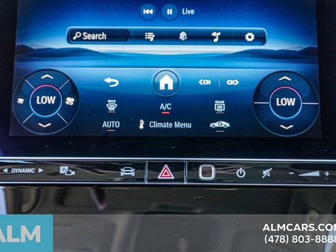 Used 2025 Mercedes-Benz C 300 Sedan image 38