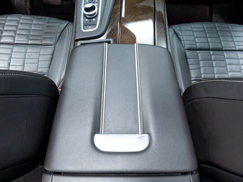 Used 2024 Cadillac Escalade Sport Platinum AWD/4WD image 31
