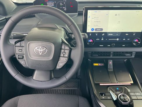 New 2026 Toyota C-HR AWD/4WD image 11