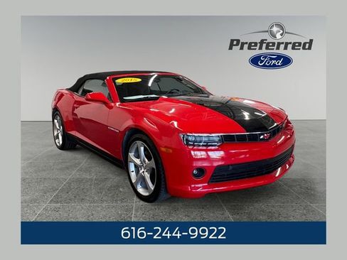 Used 2015 Chevrolet Camaro LT RWD image 1