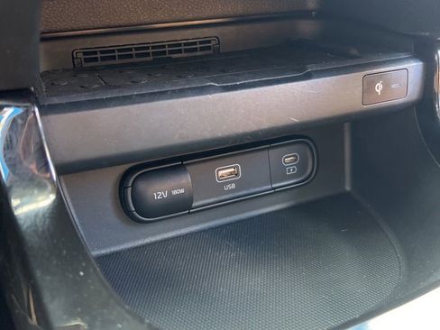 Used 2024 Kia Seltos EX AWD/4WD image 28