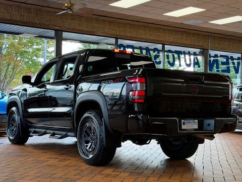Used 2025 Nissan Frontier PRO-4X w/ Pro Convenience Package AWD/4WD image 8