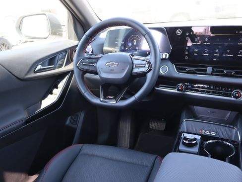 Used 2025 Chevrolet Equinox RS w/ Safety and Technology Package image 12