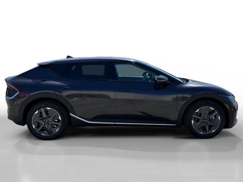 New 2026 Kia EV6 Light AWD/4WD image 6