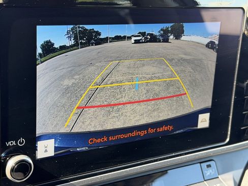 Used 2026 Toyota Camry LE FWD image 19