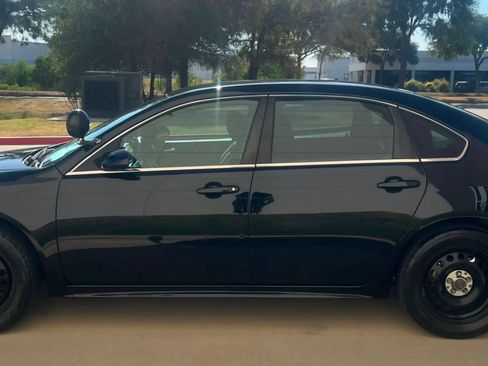 Used 2014 Chevrolet Impala Police FWD image 9