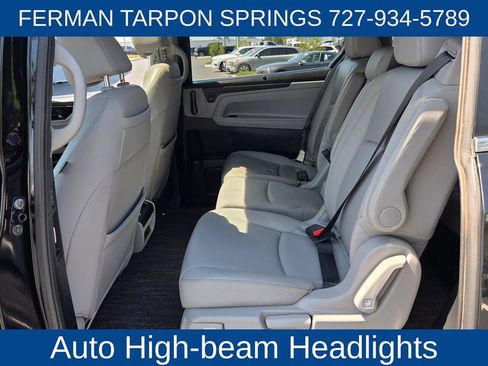 Used 2021 Honda Odyssey Touring image 14