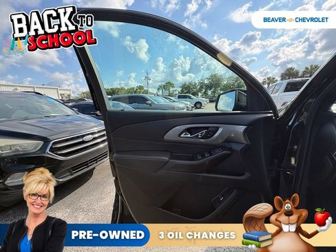 Used 2023 Chevrolet Traverse LT AWD/4WD image 32