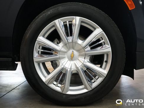 Used 2023 Chevrolet Tahoe High Country AWD/4WD image 6