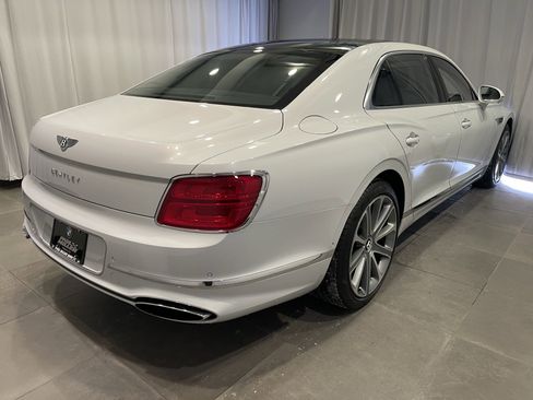 Used 2020 Bentley Flying Spur W12 image 6