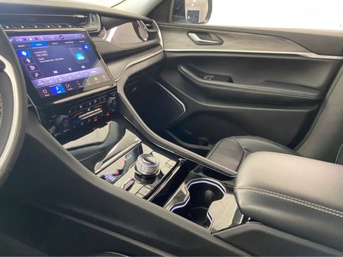 Used 2022 Jeep Grand Cherokee Limited 4xe w/ Rear Seat Video Group 1 image 40