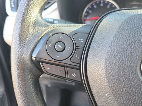 Used 2021 Toyota RAV4 XLE w/ Convenience Package AWD/4WD image 20