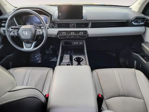 Used 2024 Honda Pilot Elite image 10