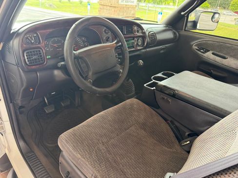 Used 2001 Dodge Ram 3500 Truck 4x4 Quad Cab image 25