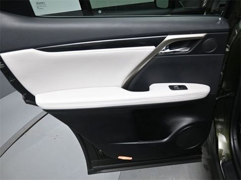 Used 2021 Lexus RX 350 AWD w/ Accessory Package image 31