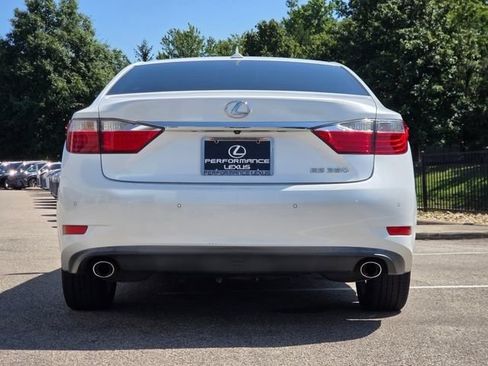 Used 2014 Lexus ES 350 w/ Luxury Package FWD image 26