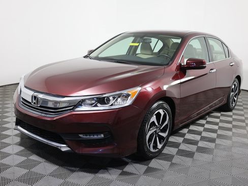 Used 2017 Honda Accord EX-L image 1