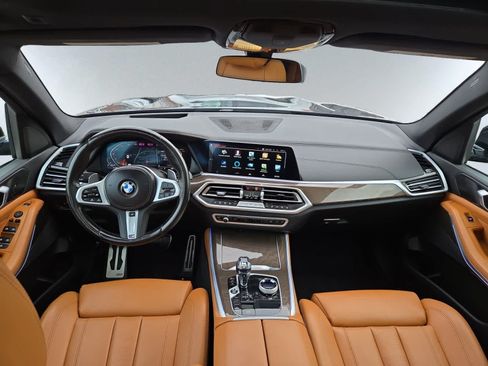 Used 2022 BMW X5 xDrive40i w/ M Sport Package AWD/4WD image 13