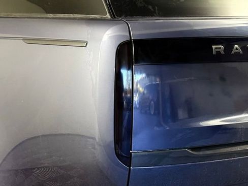 New 2026 Land Rover Range Rover SE image 14