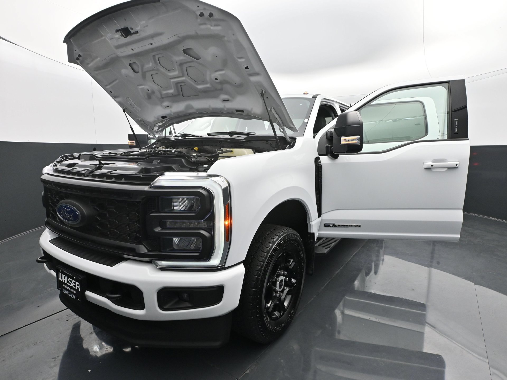 Used 2024 Ford F250 XLT w/ XLT Premium Package AWD/4WD image 29