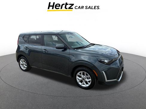Used 2025 Kia Soul LX w/ LX Technology Package FWD image 1