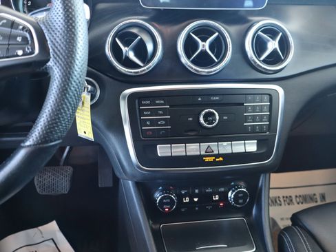 Used 2019 Mercedes-Benz CLA 250 image 18